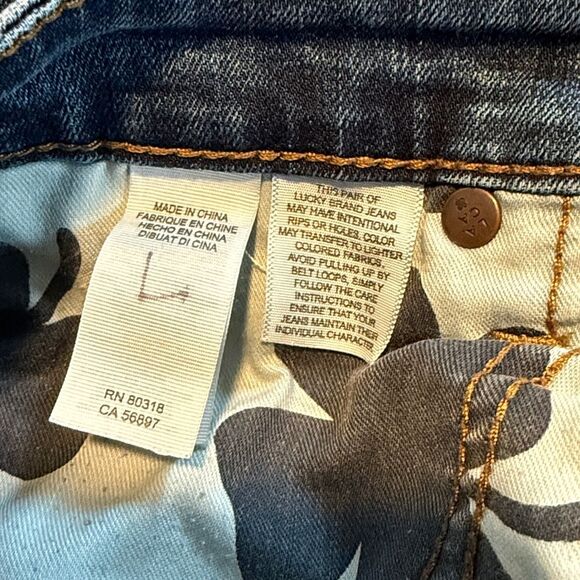 LUCKY BRAND SWEET MIDRISE BOOT CUT MEDIUM WASH SIZE 10 / 30R JEANS ANKLE SHORT - Picture 6 of 10